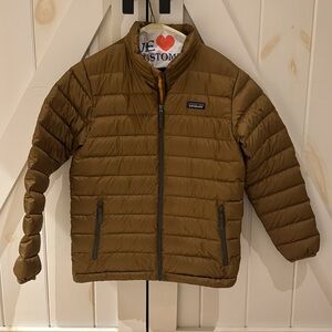 Like New Boys Patagonia Down Sweater Jacket size Large
